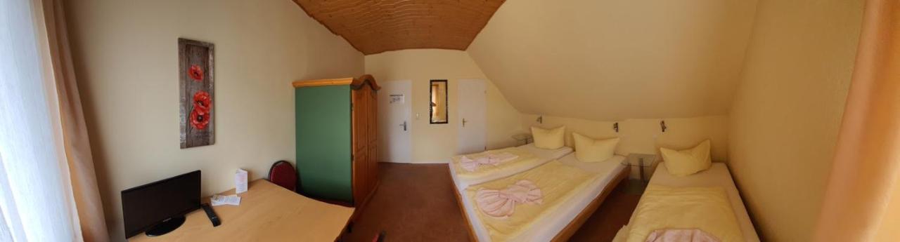 Hotel & Restaurant Beckmanns Winzerhaus Urbar  Dış mekan fotoğraf