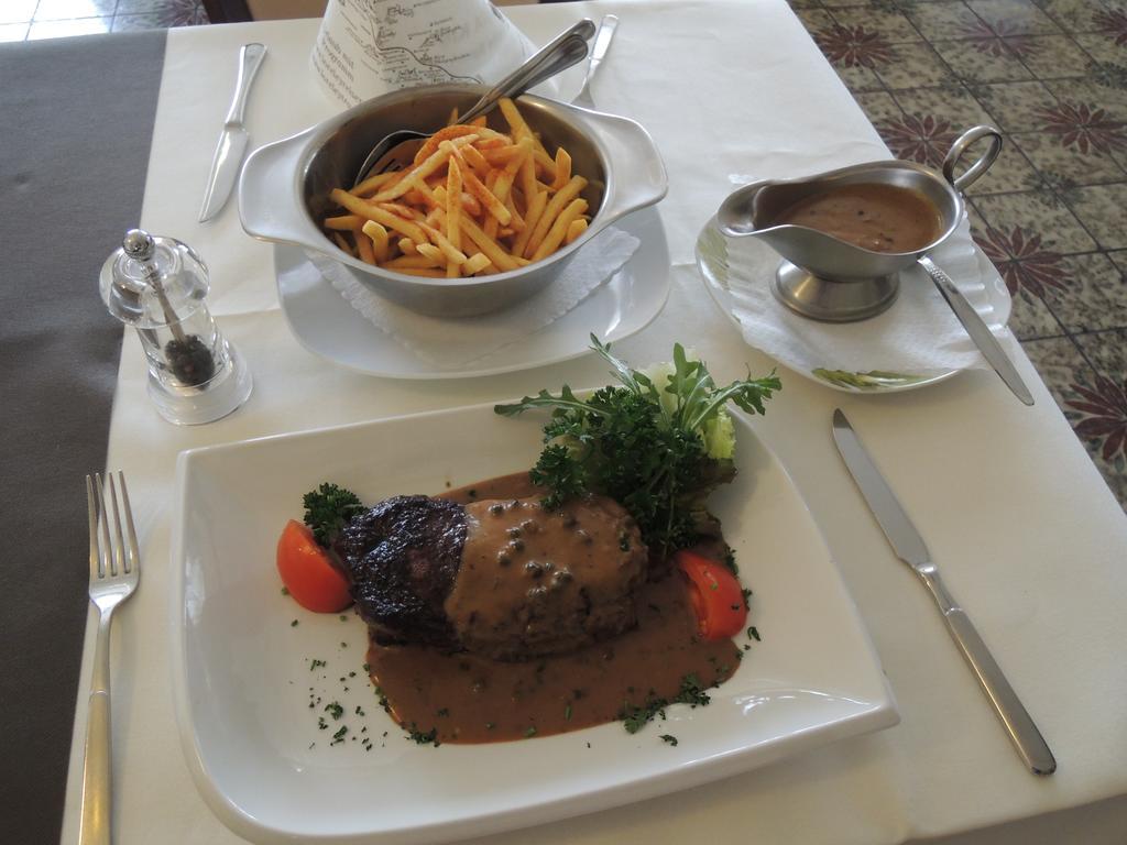 Hotel & Restaurant Beckmanns Winzerhaus Urbar  Dış mekan fotoğraf